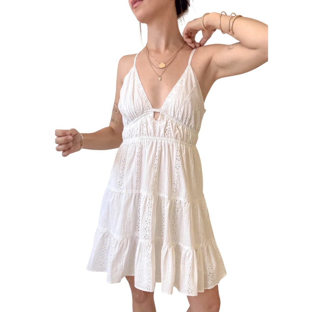 Angie White Eyelet Tiered Sundress Spaghetti Strap Medium - Picture 3 of 10